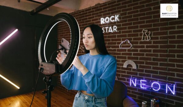 ΔΩΡΕΑΝ WEBINAR-Influencers: Social Media, Νέα Επικοινωνιακά Πρότυπα και η Επιρροή τους στη Συμπεριφορά των Νέων