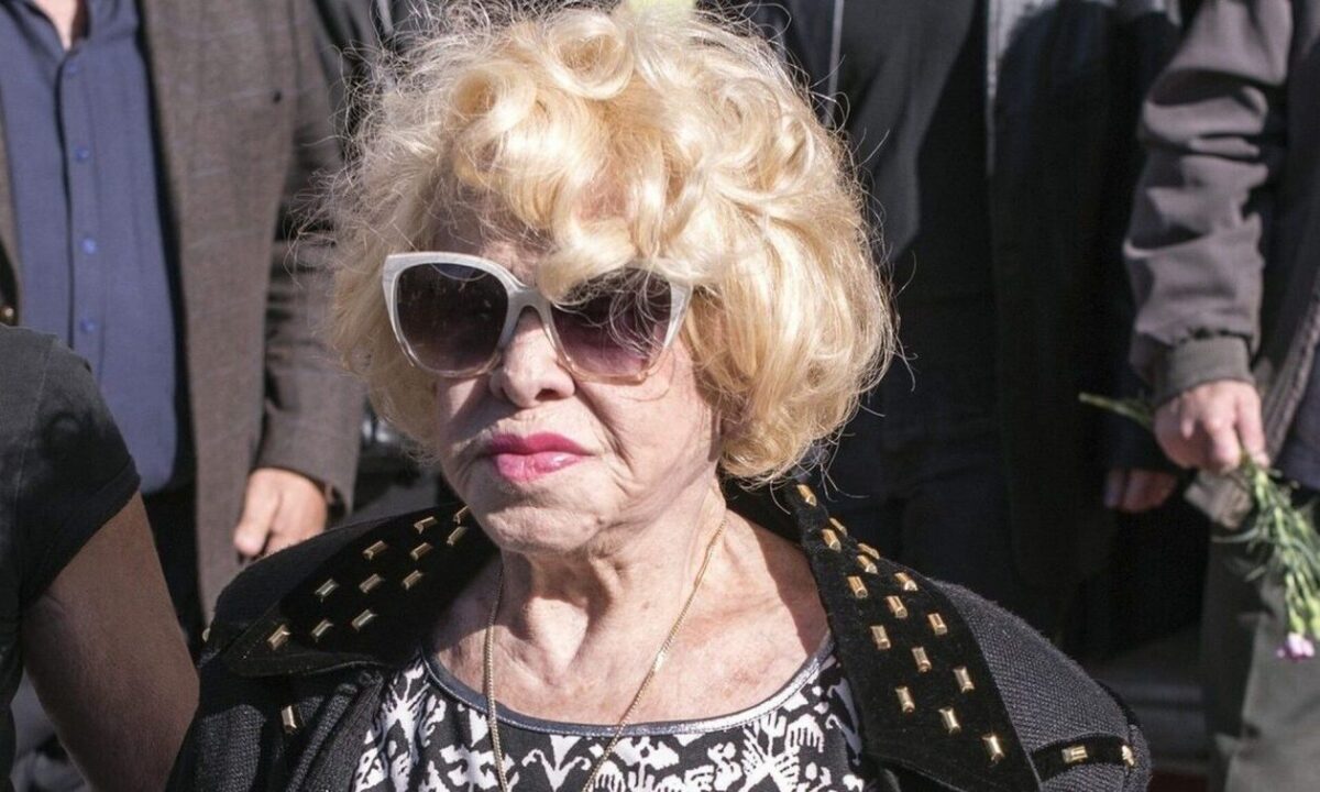 Σε κρίσιμη κατάσταση η Καίτη Γκρέυ