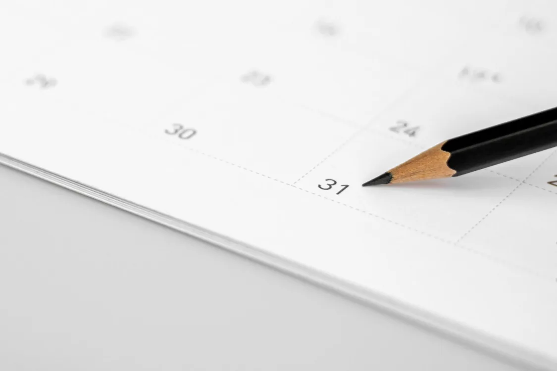 Αλλαγή ώρας 2025: Πότε γυρίζουμε τα ρολόγια μια ώρα μπροστά