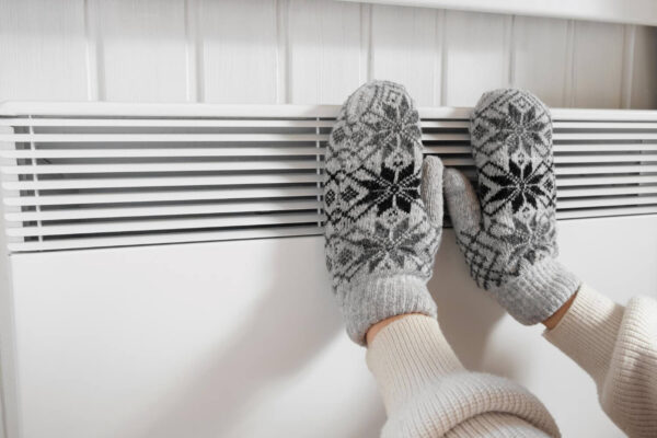 Επίδομα θέρμανσης: Τι ισχύει για πολυκατοικίες, διαχειριστές και ενοίκους