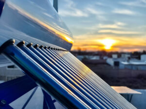 Επιδότηση σε όλους για θερμοσίφωνες και αντλίες θερμότητας – Το πιο πιθανό σενάριο