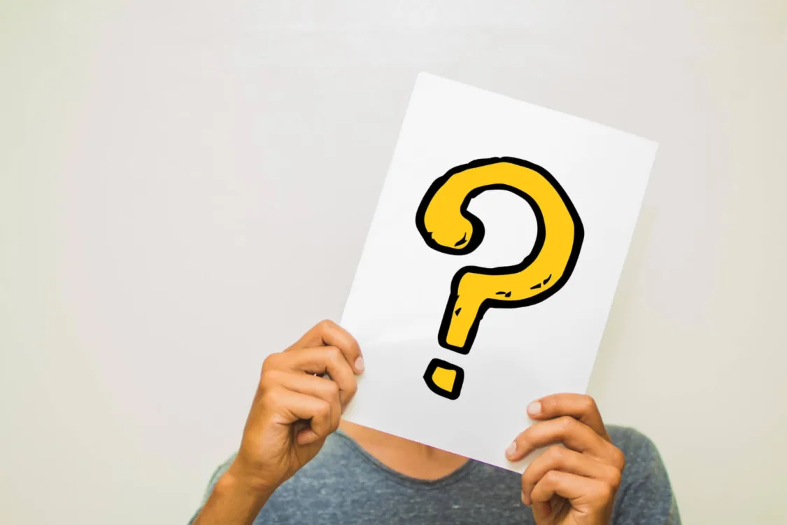 Από την πόλη έρχομαι και στην κορφή κανέλα: Τι σημαίνει και από πού προέρχεται