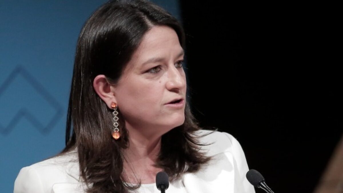 Κεραμέως: Τι αλλάζει σε ωράριο, προσλήψεις