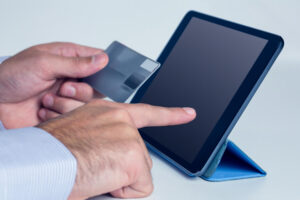 POS, IRIS myDATA και ψηφιακός έλεγχος: Το νέο τοπίο κατά της φοροδιαφυγής