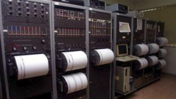 Σεισμοί στις Κυκλάδες: Πάνω από 7.700 μέσα σε 10 μέρες – Φόβοι ΕΚΠΑ για έντονες κατολισθήσεις