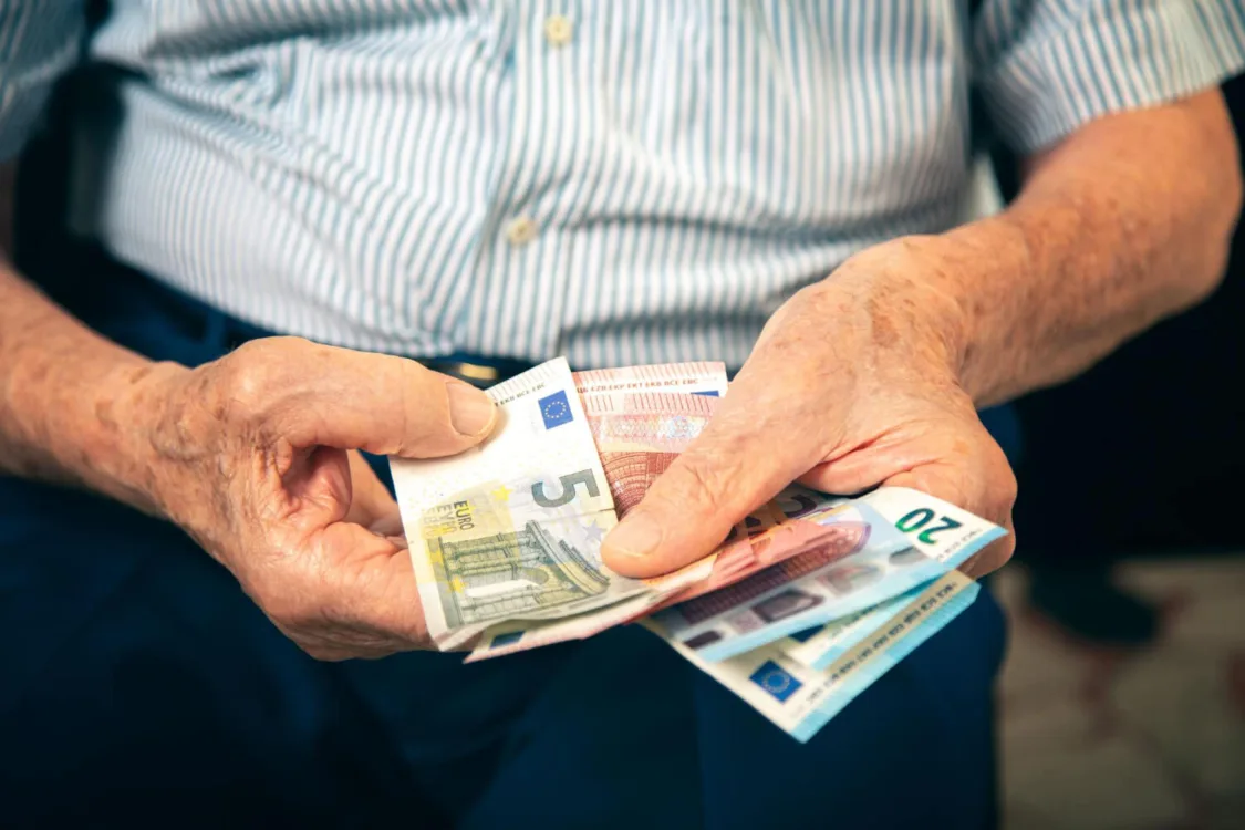 Τι πρέπει να ξέρετε για τη διαδοχική ασφάλιση και τον υπολογισμό της σύνταξης