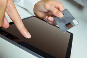 POS – IRIS: Καμπάνες έως 20.000 ευρώ – Ποιοί κινδυνεύουν