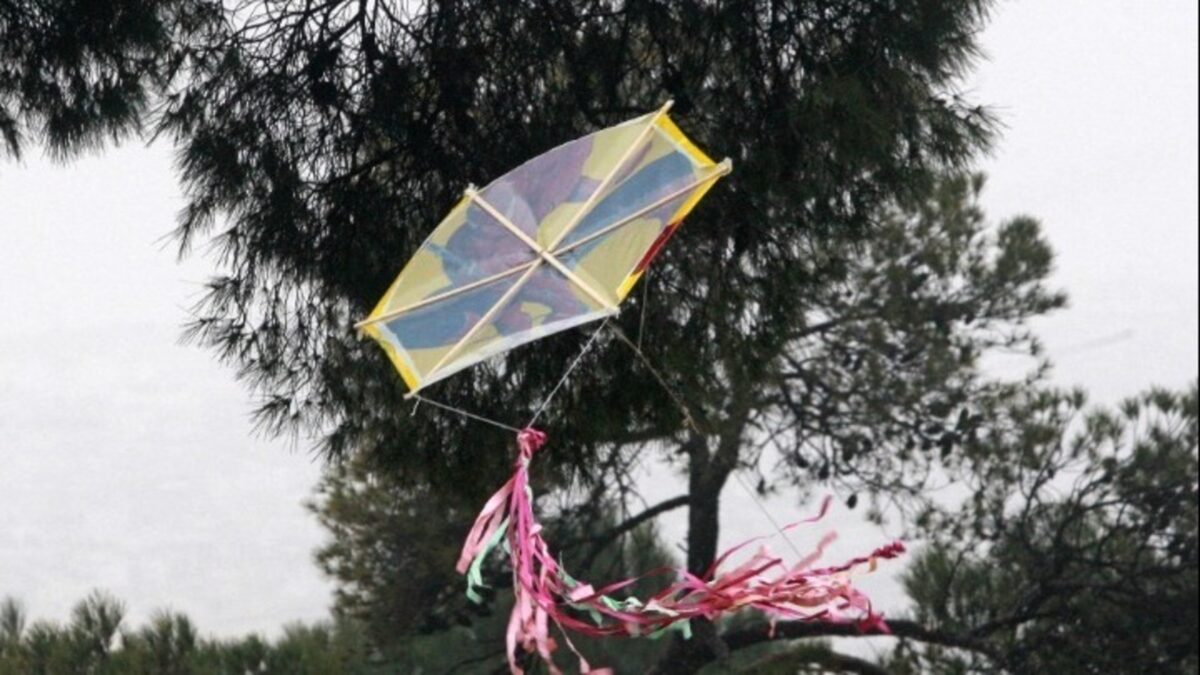 «Θρίλερ» με τον καιρό της Καθαράς Δευτέρας: Μέχρι και χιόνια 24 ώρες πριν το πέταγμα του αετού