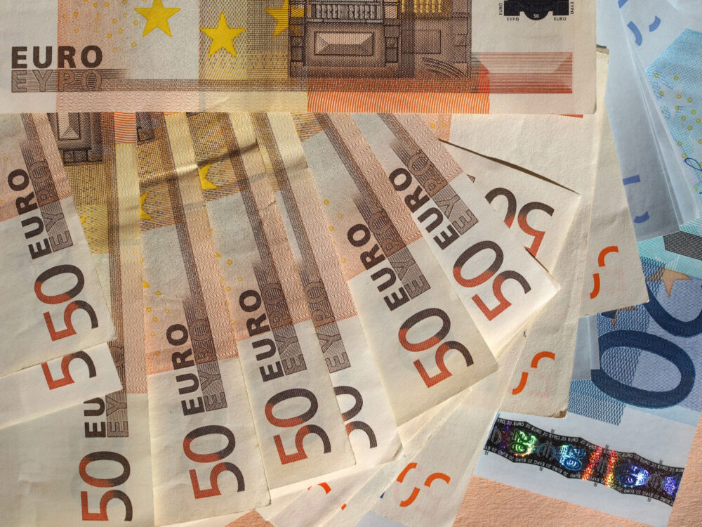 ΔΥΠΑ: Τι πρέπει να ξέρετε για τα μπόνους στο νέο επίδομα ανεργίας