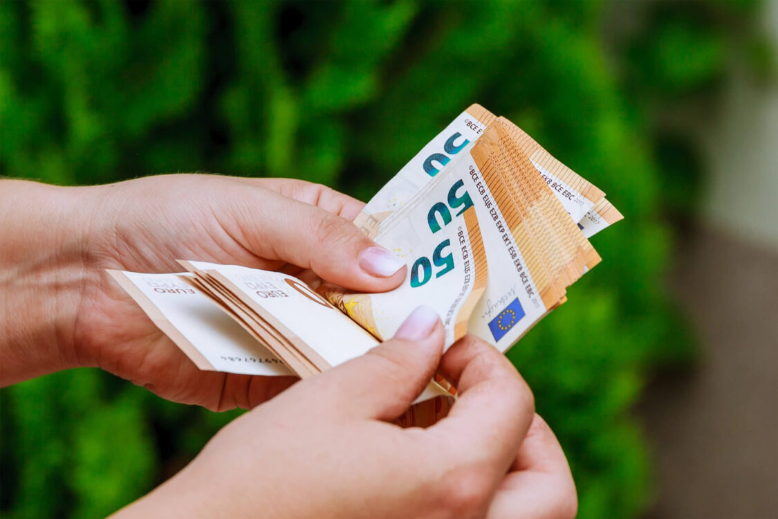 Έρχονται αλλαγές στη φορολογία - Ποιοί θα δουν φορολογικές ελαφρύνσεις και αυξήσεις