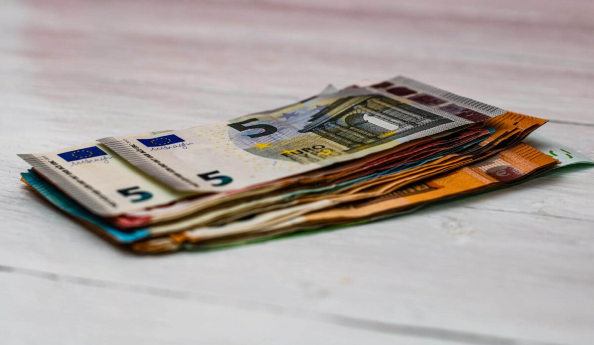 Προπληρωμένη κάρτα ΟΠΕΚΑ και ΔΥΠΑ:  Τι ισχύει με τη λοταρία