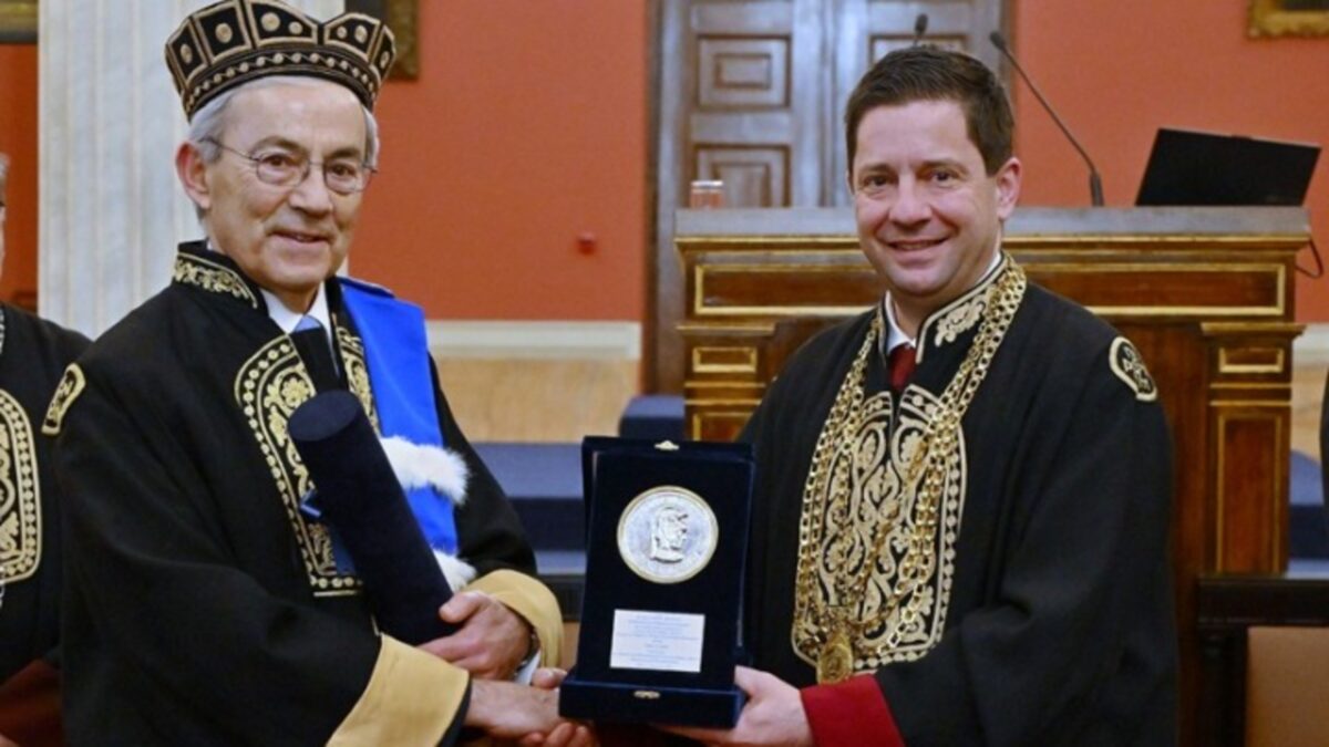 Επίτιμος διδάκτορας του ΕΚΠΑ ο νομπελίστας Χριστόφορος Πισσαρίδης – Ποιός είναι