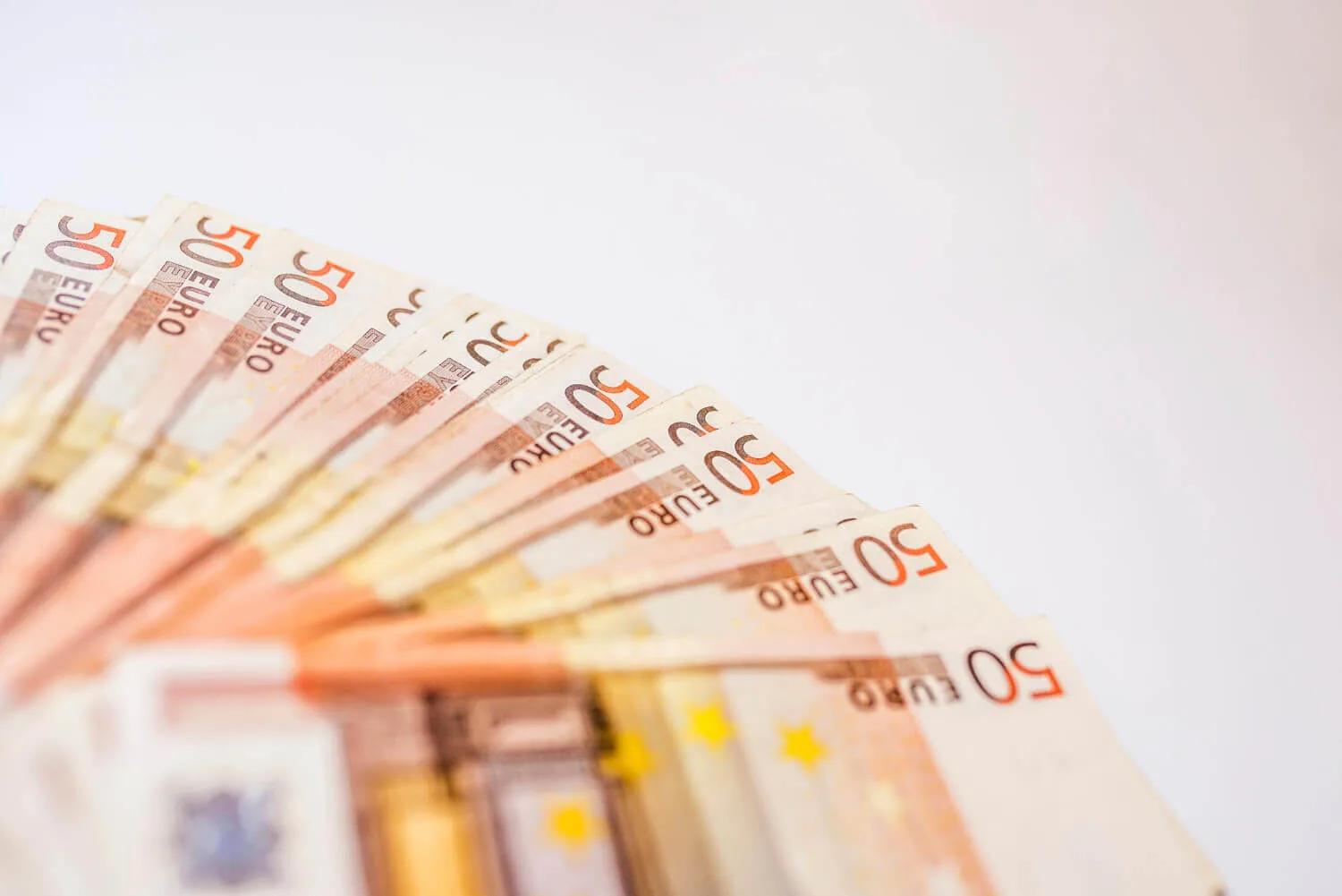 ΕΦΚΑ: Έρχεται ρύθμιση οφειλών - Πώς θα αντιμετωπίζονται οι οφειλέτες