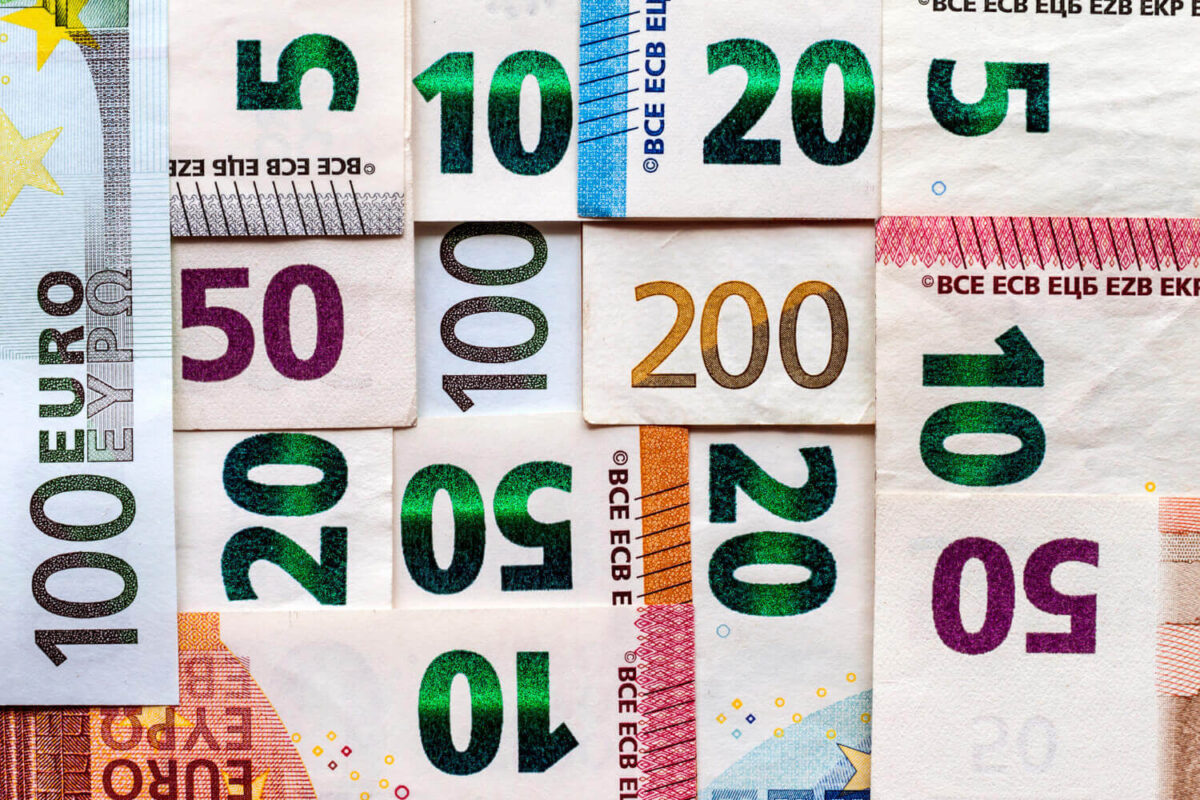 ΔΕΘ – Επίδομα 250 ευρώ: ΑΛΛΑΓΗ της τελευταίας στιγμής; Τι εξετάζεται