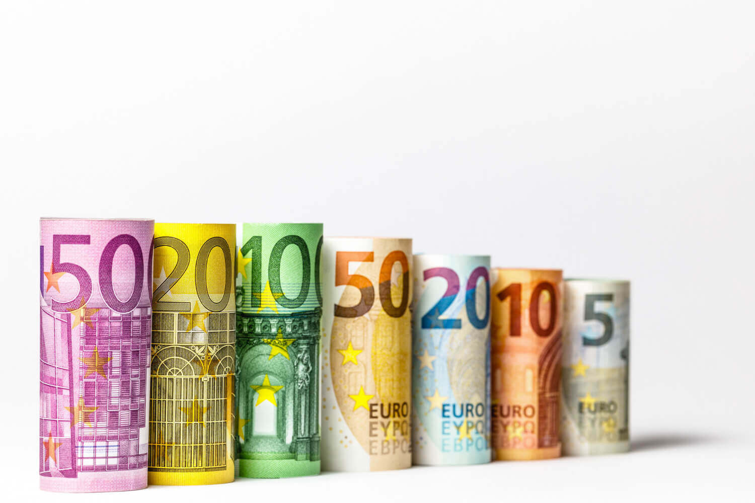 Αναδρομικά έως 8.500 ευρώ σε 80.000 συνταξιούχους