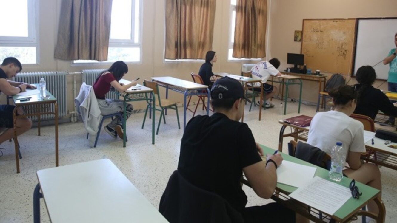 ΑΛΛΑΖΟΥΝ οι Πανελλήνιες: Από πότε ξεκινά το νέο σύστημα εισαγωγής στα ΑΕΙ
