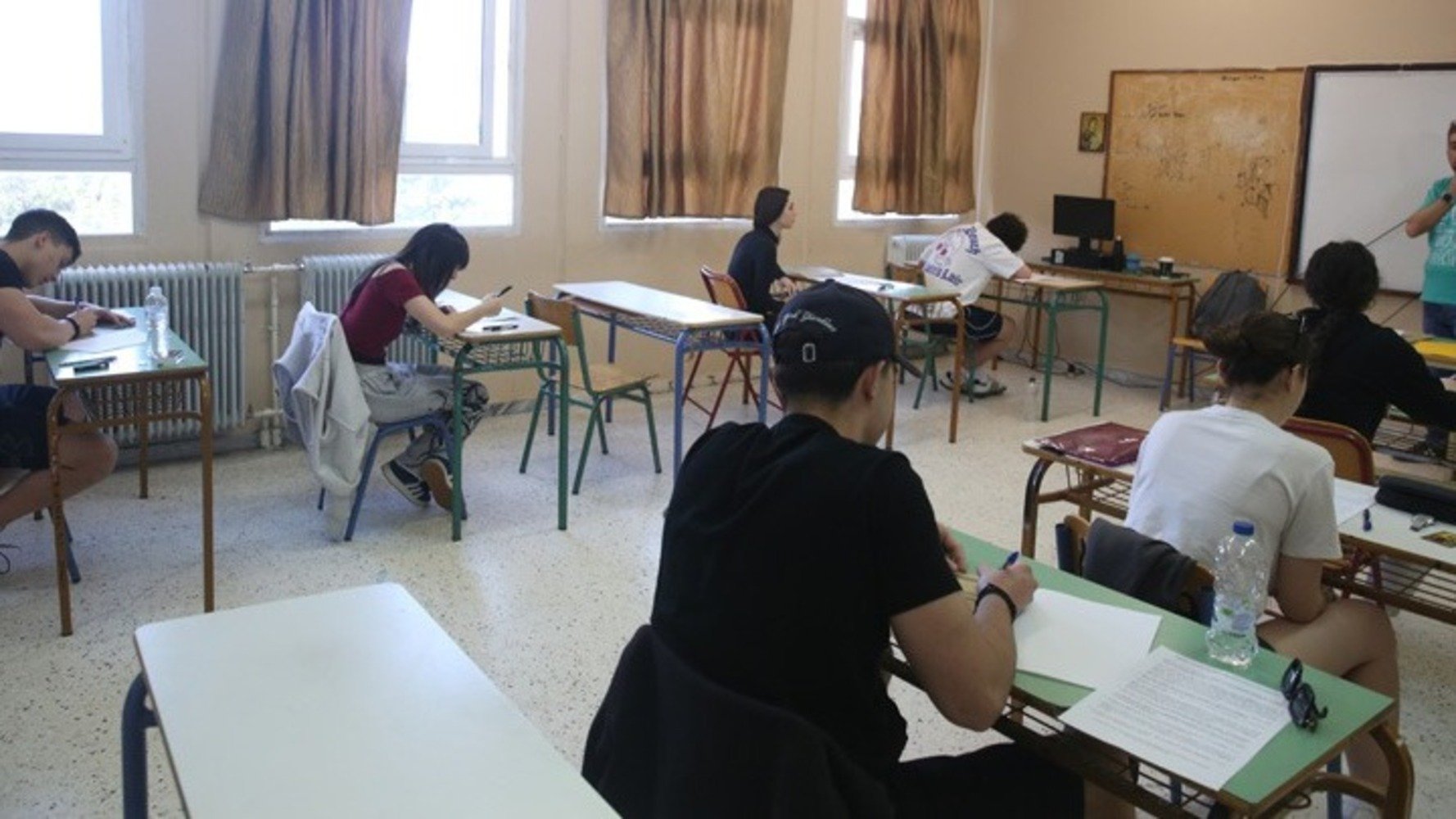 Πανελλήνιες 2025: Επικό σχόλιο! «Με πήρε ο ύπνος»