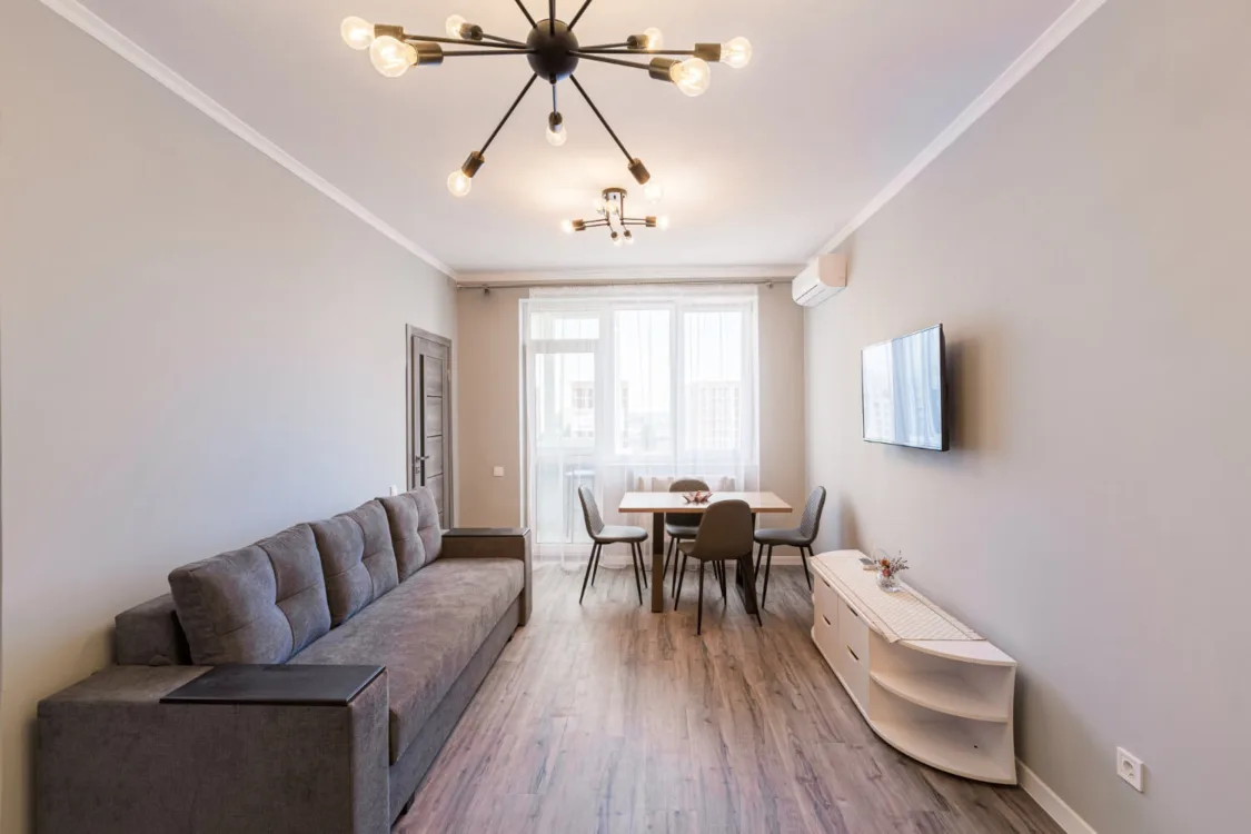 Τι γίνεται με τα Airbnb στην Ελλάδα - Τι δείχνουν τα στοιχεία 