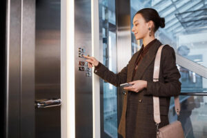 Ανελκυστήρες: Γιατί οι ένοικοι κινδυνεύουν να πληρώσουν πιο ακριβά