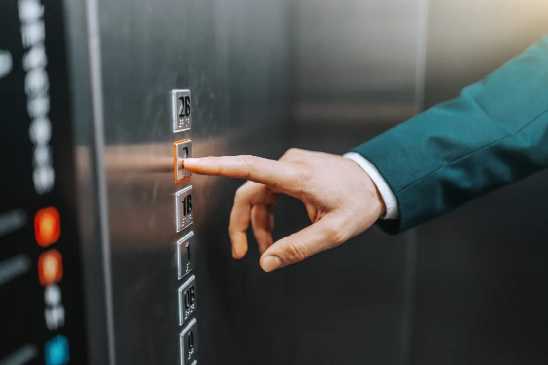 Ανελκυστήρες: Πότε λήγει η προθεσμία για την απογραφή - «Τσουχτερά» τα πρόστιμα