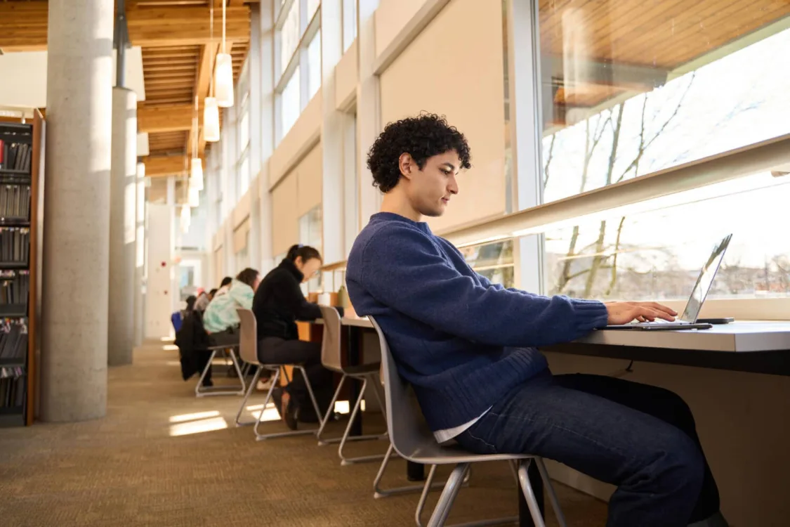 Σφοδρή επίθεση Υπουργείου Παιδείας στο ΠΑΣΟΚ για την αδειοδότηση των ιδιωτικών πανεπιστημίων