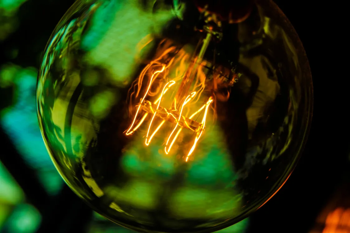 Νυχτερινό ρεύμα 2025: Μέχρι πότε θα διαρκέσει το χειμερινό ωράριο για το διζωνικό τιμολόγιο