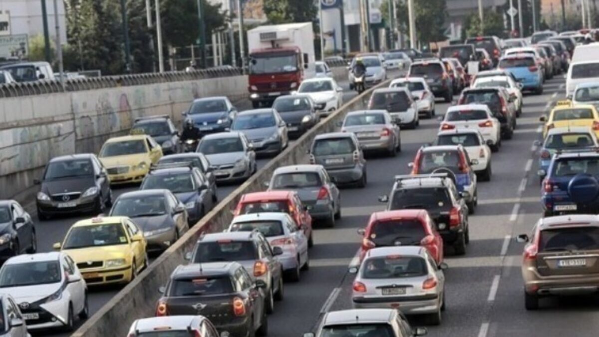 Πρεμιέρα για τις «έξυπνες κάμερες»: Ενημέρωση των οδηγών με SMS – Όλα όσα πρέπει να γνωρίζετε