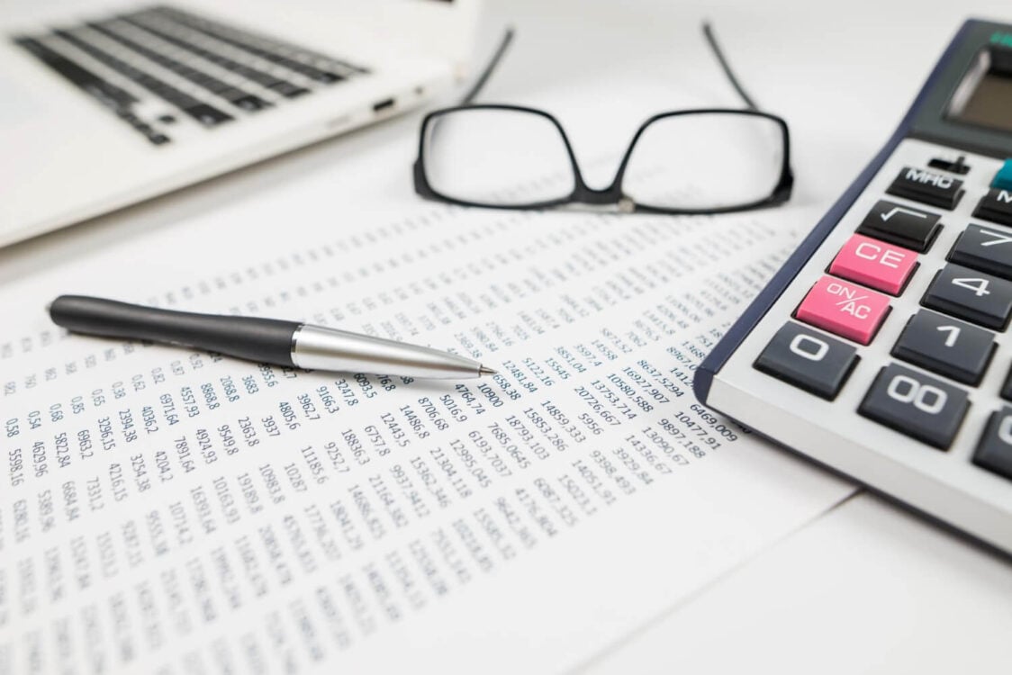 Φοροελαφρύνσεις και ενισχύσεις σε συντάξεις και ενοίκια – Τι αλλάζει από το 2026