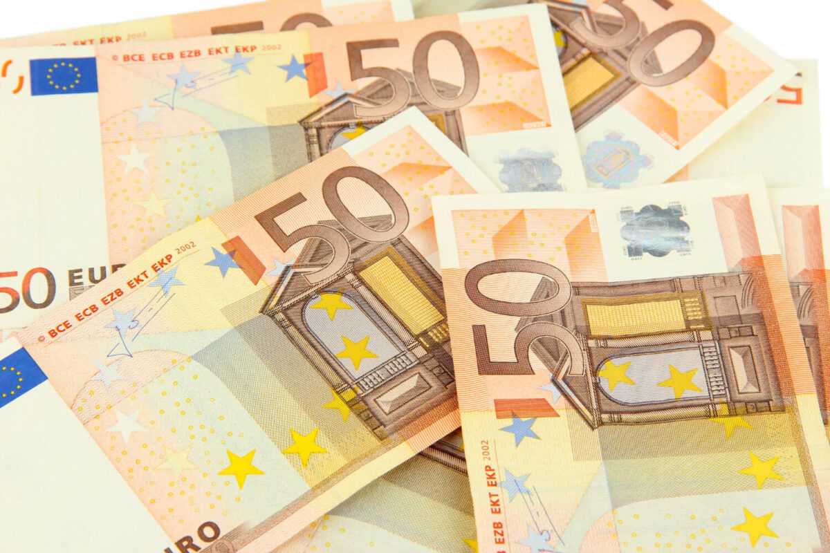 Ερχονται πληρωμές 600 εκατ. ευρώ άμεσα, 2,5 δισ. ευρώ μέχρι τον Απρίλιο – Δείτε τους δικαιούχους