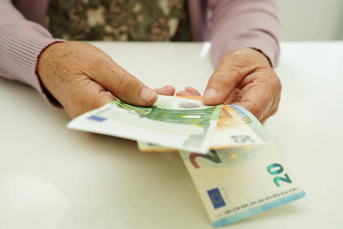 Επικουρικές συντάξεις: Τι αλλάζει από το 2026