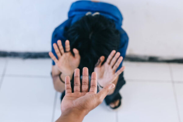 Έκαναν bullying σε 13χρονη συμμαθήτριά τους – Συνελήφθησαν 3 μαθήτριες γυμνασίου