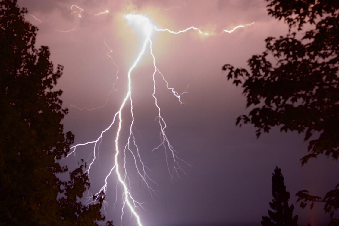 Κλειστά σχολεία: Σε ποιές περιοχές δεν θα πραγματοποιηθούν μαθήματα λόγω της κακοκαιρίας Adel