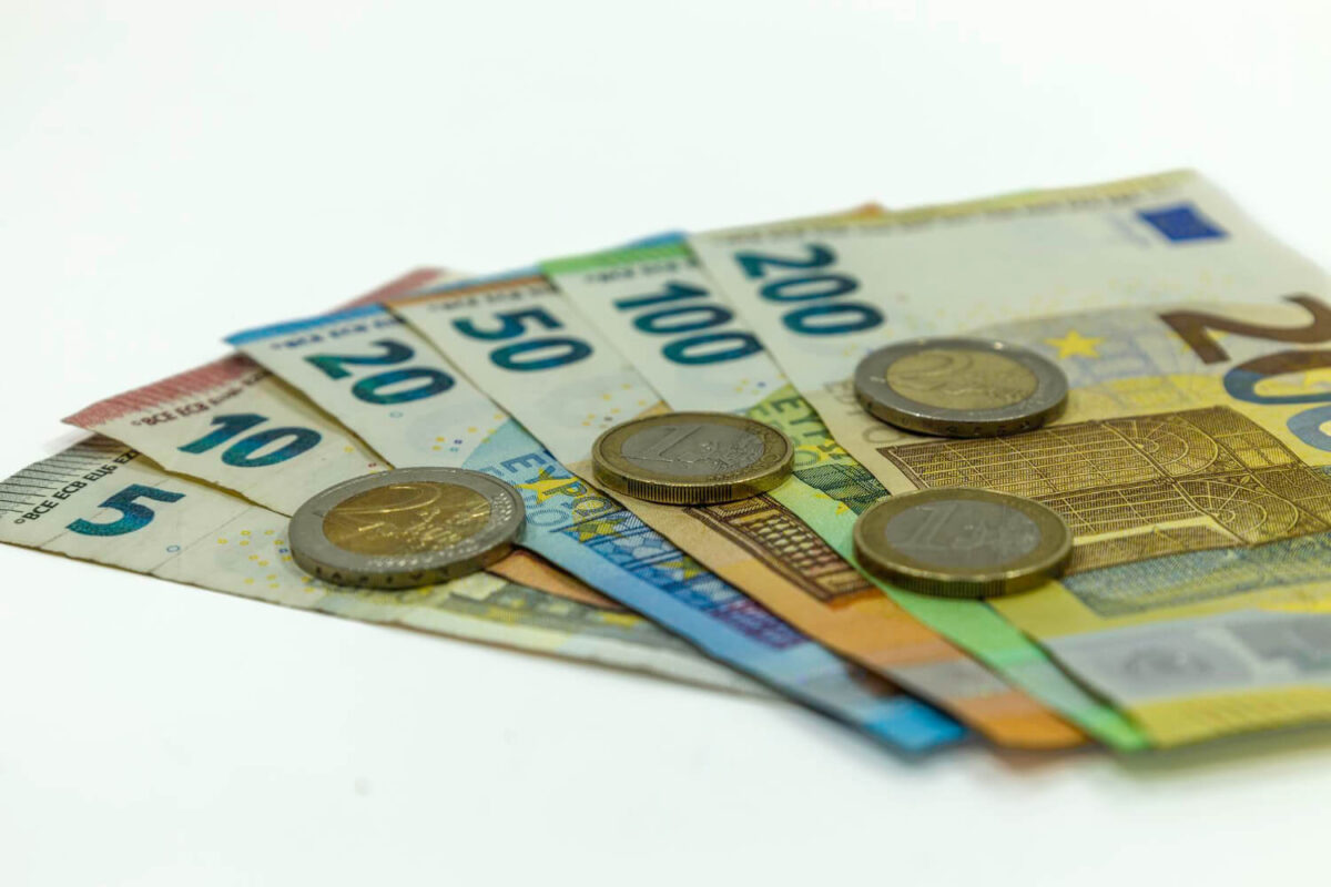 Επίδομα 1.000 ευρώ σε μητέρες – Οι δικαιούχες ΕΔΩ