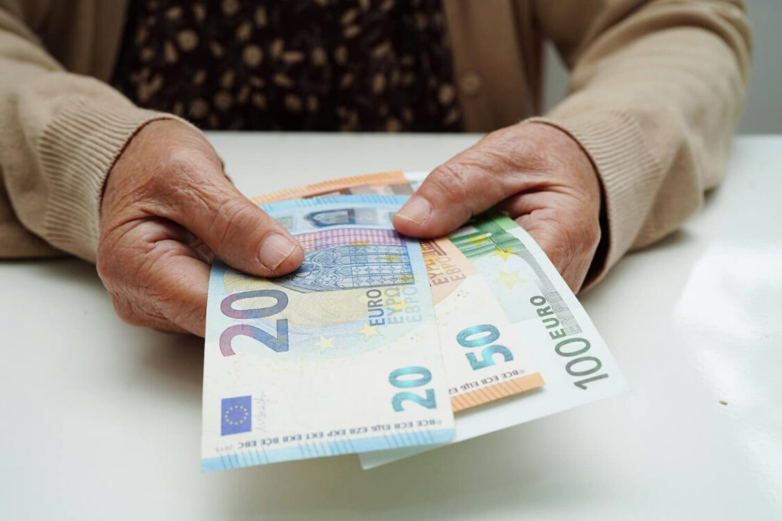 ΕΦΚΑ: Πότε πληρώνονται οι συντάξεις Ιανουαρίου 2026