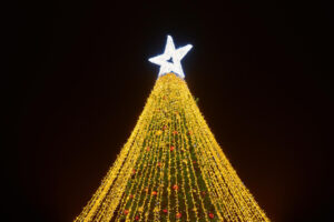 Εορταστικό ωράριο: Τα χριστουγεννιάτικα ωράρια σε Αθήνα και Πειραιά