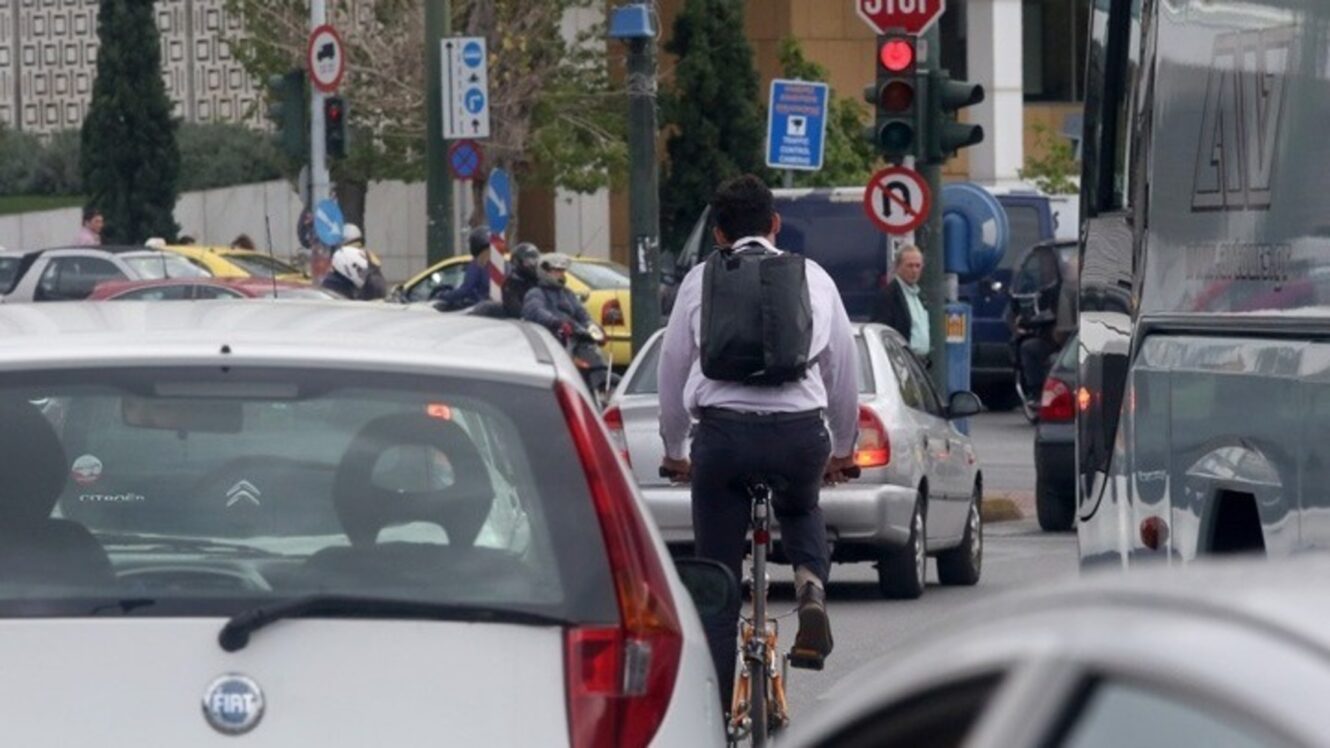 ΑΑΔΕ: Έρχονται πρόστιμα έως 1.000 ευρώ για χιλιάδες κατόχους οχημάτων