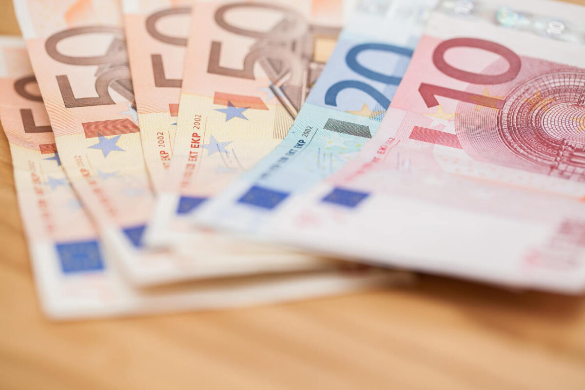 Ποιοί θα λάβουν επιδότηση 10.000 ευρώ