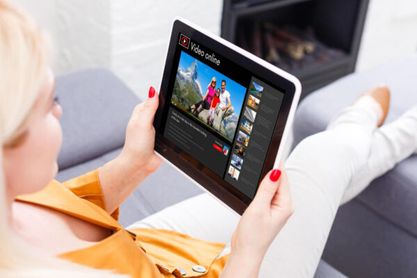 Netflix: Μεγάλη ανατροπή στη συμφωνία με την Warner Bros – Τι αναμένεται