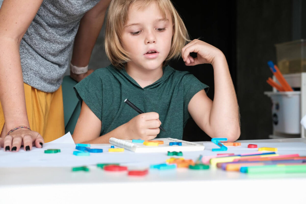 Σοβαρά ερωτήματα για τη σχολική λειτουργία και την Ειδική Αγωγή στη Δ Αθήνας