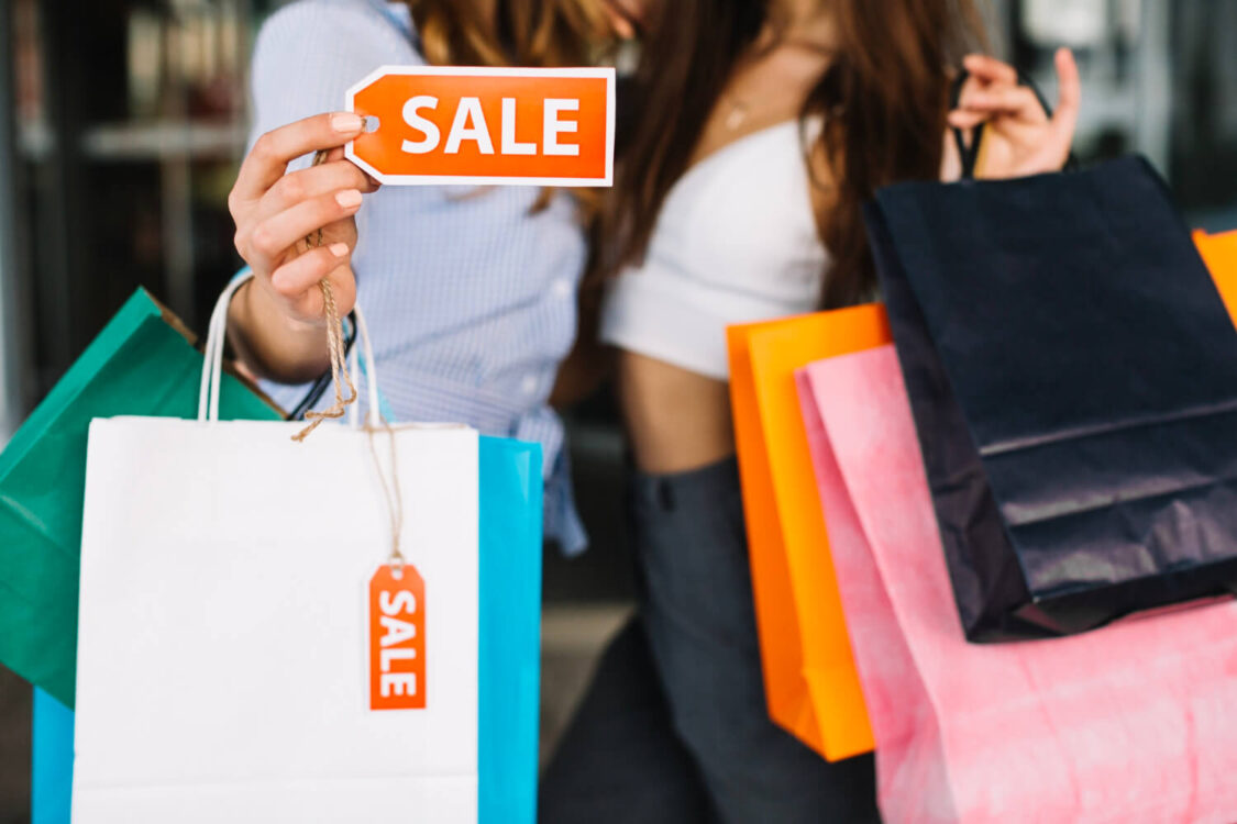 Χειμερινές εκπτώσεις: Τι αλλάζει και ποια είναι η πραγματική εικόνα στην αγορά