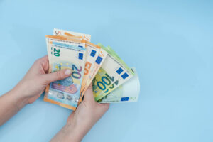 Βραβεία Αριστείας ΙΚΥ: Ποιοί πήραν 1.000 ευρώ