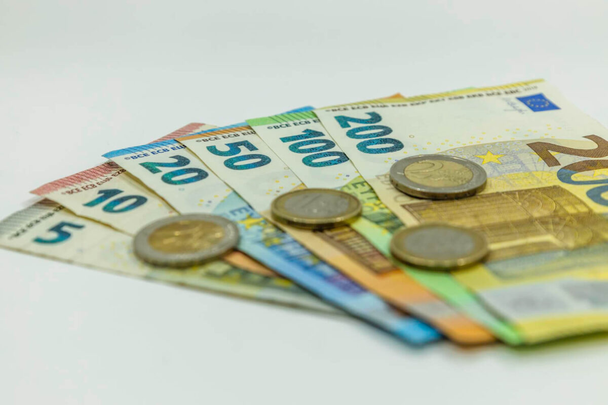 ΝΕΟ επίδομα 500 ευρώ από δήμο! Σε ποιούς το δίνει