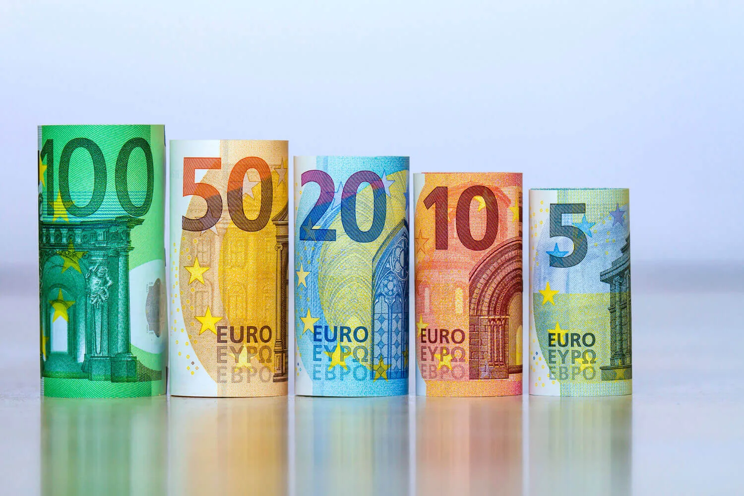 Επιδόματα ΟΠΕΚΑ: Ποιά πληρώνονται και πότε