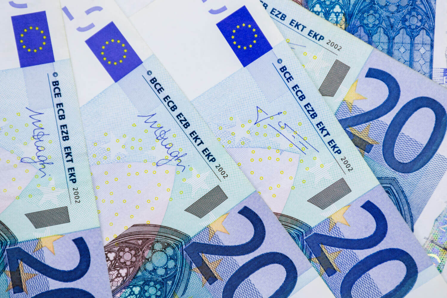 ΟΠΕΚΑ: Ποιοί δικαιούνται επίδομα 391 ευρώ