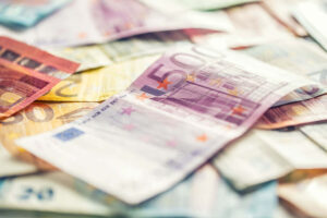 Επιστρέφουν πέντε επιδόματα με τις νέες συλλογικές συμβάσεις