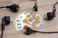 Ρεύμα: Πώς εξηγείται η άνοδος στα πράσινα τιμολόγια