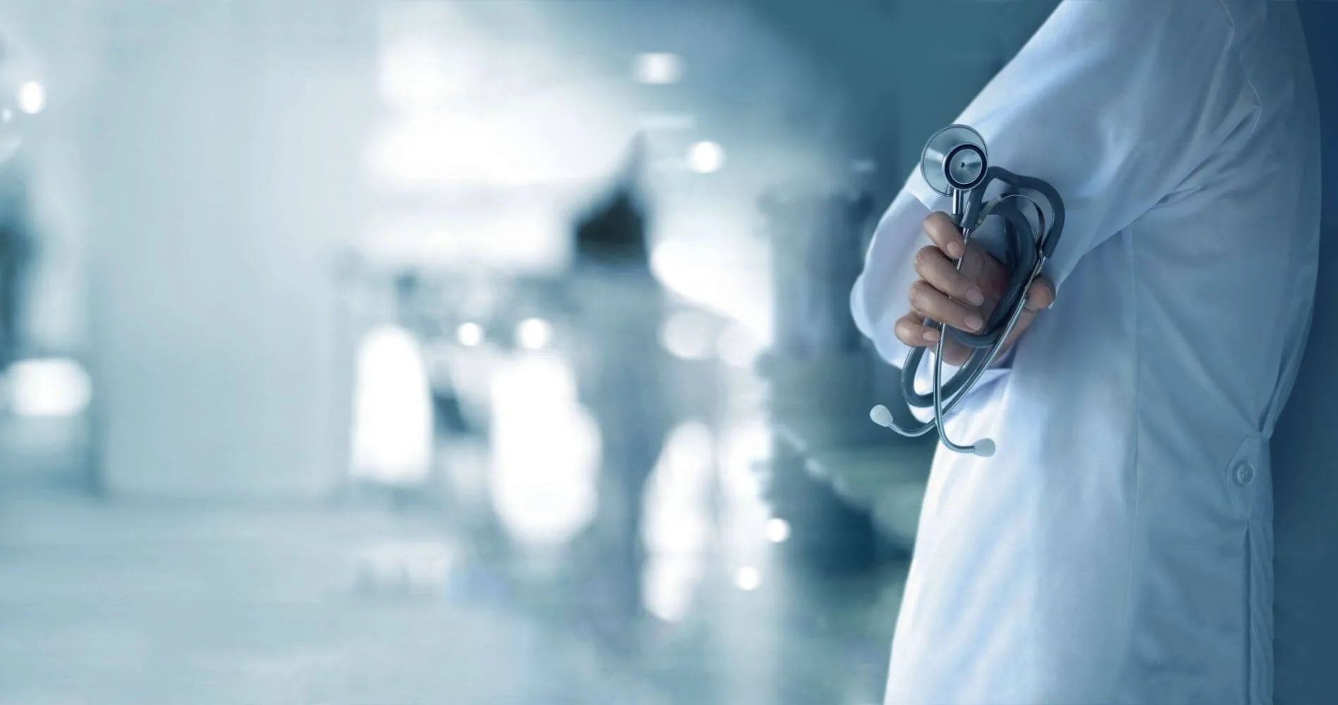 ΚΟΜΥ: Δωρεάν γιατροί και εξετάσεις στο σπίτι - Πώς θα κλείσετε ραντεβού