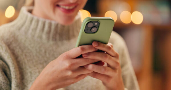 Νέα μεγάλη απάτη με SMS δήθεν από τα ΕΛΤΑ – Τι να προσέξετε