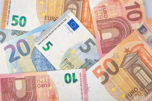 Ανατροπή στο Market Pass – Τα ποσά, οι δικαιούχοι και πότε θα ξεκινήσουν οι πληρωμές