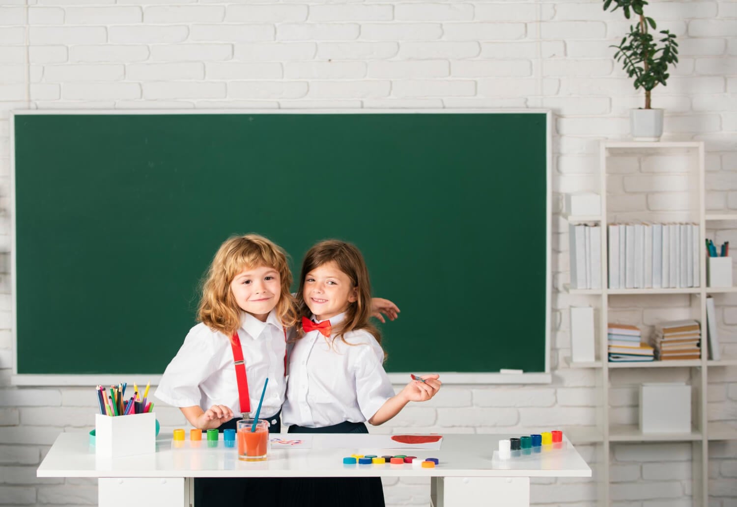 Εισαγωγή στα Πρότυπα Γυμνάσια: Θέματα προσομοίωσης στη Νεοελληνική Γλώσσα και στα Μαθηματικά